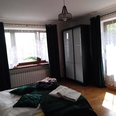 Apartamenty Kletowka 크로스노 외부 사진