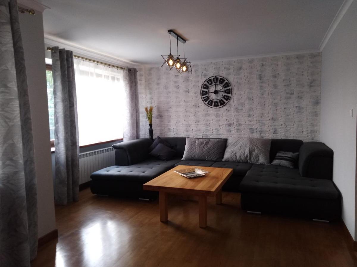 Apartamenty Kletowka 크로스노 외부 사진