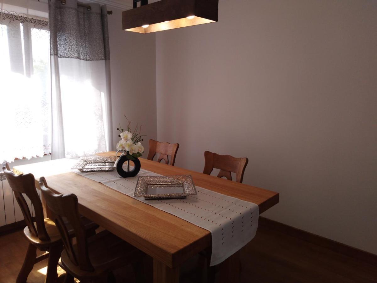 Apartamenty Kletowka 크로스노 외부 사진