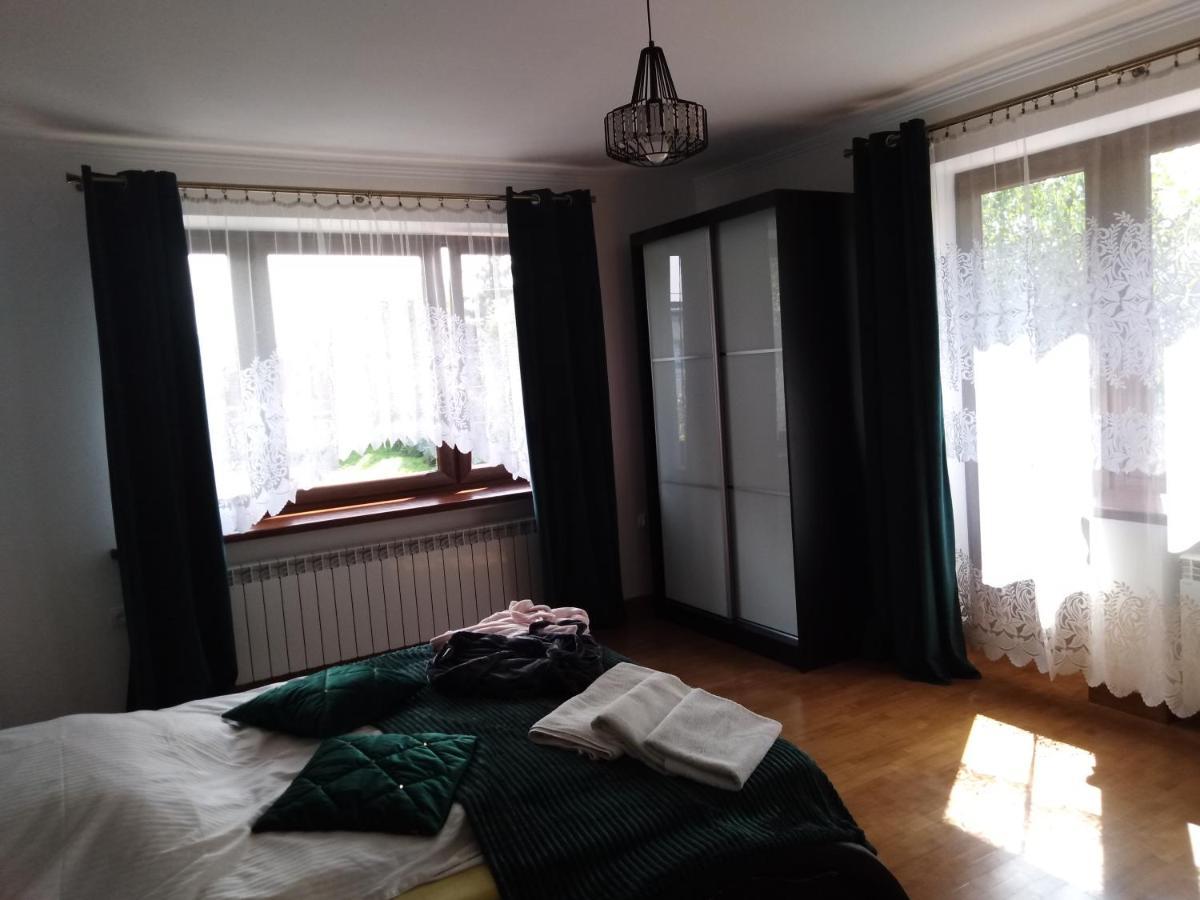 Apartamenty Kletowka 크로스노 외부 사진