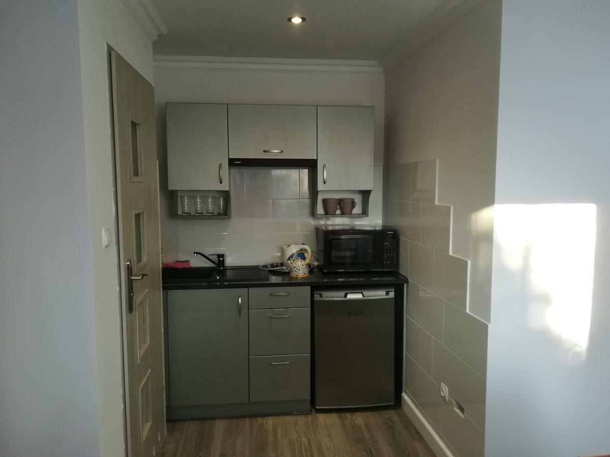 Apartamenty Kletowka 크로스노 외부 사진