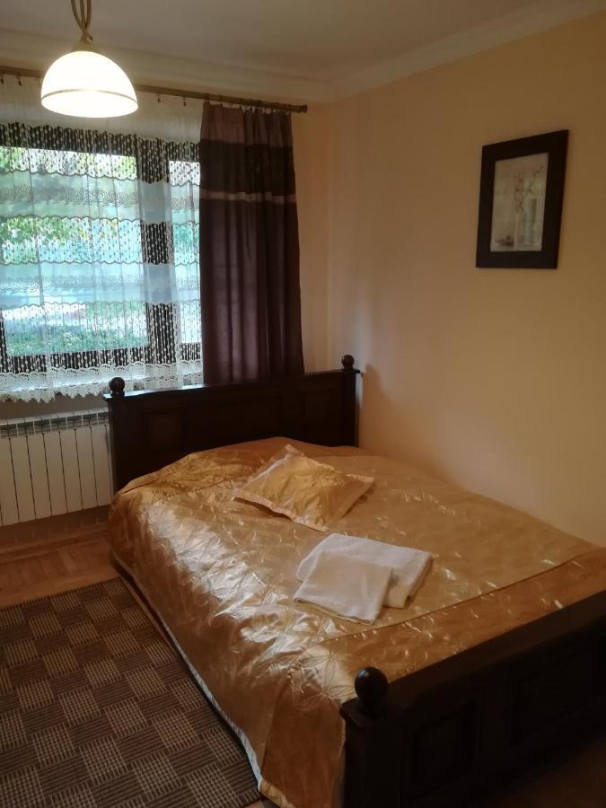 Apartamenty Kletowka 크로스노 외부 사진